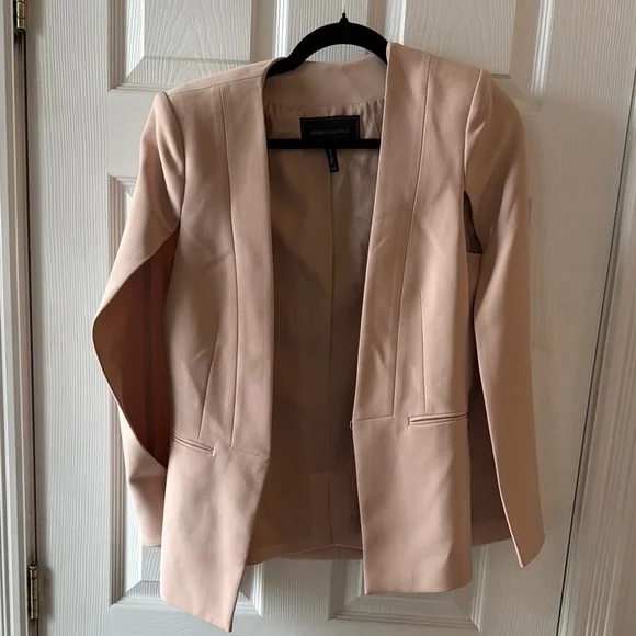 BCBGMaxAzria Jackets Coats Womens Nudepink Blazer Cape By